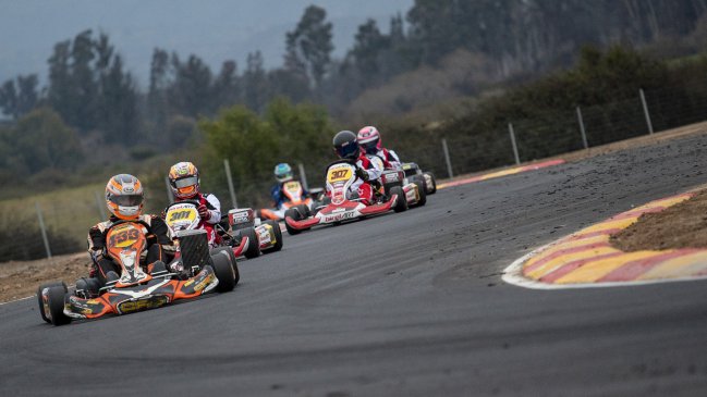 Más de 100 pilotos dieron el vamos al Campeonato Sudamericano de Karting Challenge 2019