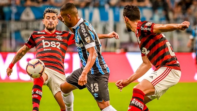 El VAR fue protagonista en empate de Gremio ante Flamengo por semifinales de la Libertadores