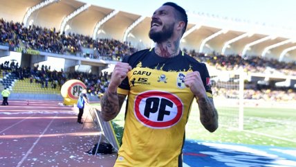Mauricio Pinilla se sumó a la fiebre y es parte de Los Simpson