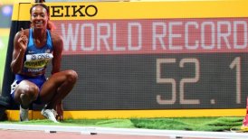 Dalilah Muhammad batió su récord mundial y ganó el oro en 400 metros vallas