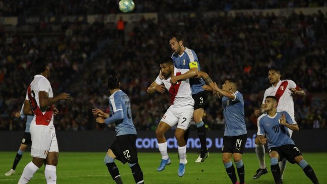 Uruguay le ganó el duelo a Perú en un apasionante amistoso en Montevideo