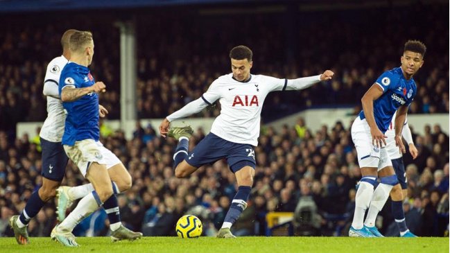 Tottenham y Everton repartieron puntos en duelo que estuvo marcado por fuerte lesión de Gomes