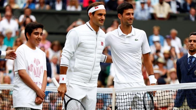 Duelo de gigantes: Djokovic y Federer chocan por el paso a semifinales del Masters de Londres