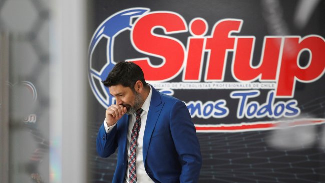 Presidente del Sindicato de Futbolistas: La fecha se juega, pero no a toda costa