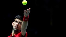 Djokovic confirmó a Serbia como primera de grupo con victoria sobre Benoit Paire
