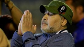Maradona lanzó dardos a Riquelme: "Los dólares no pueden pesar más que las convicciones"
