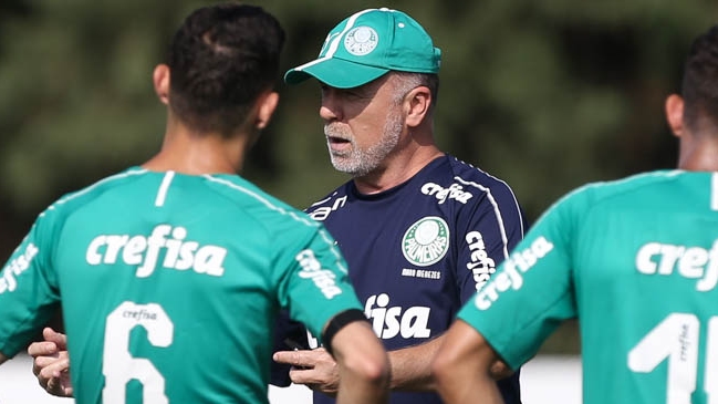 Palmeiras destituyó al técnico Mano Menezes tras derrota frente a Flamengo