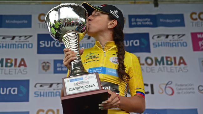 Aranza Villalón hizo historia tras coronarse campeona de la Vuelta a Colombia