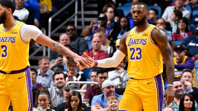 Un imponente LeBron James condujo al triunfo a los Lakers ante Orlando
