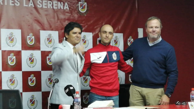 Francisco Bozán fue presentado como nuevo entrenador de Deportes La Serena