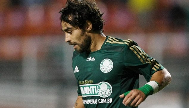 Jorge Valdivia tiene negociaciones avanzadas con Palmeiras