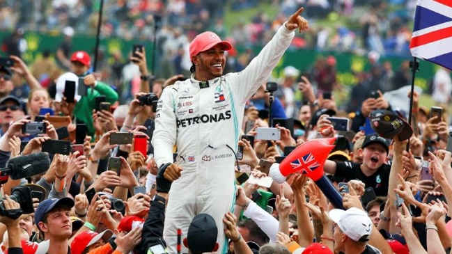 Lewis Hamilton donará medio millón de dólares para ayudar a combatir incendios en Australia