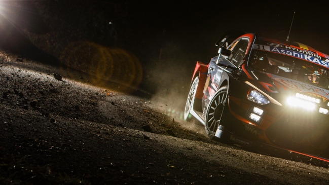 Thierry Neuville dominó la primera jornada del Rally de Montecarlo