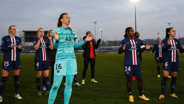 Christiane Endler fue titular en abultada victoria de Paris Saint-Germain sobre Metz