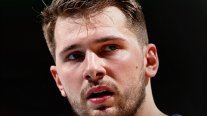 Luka Doncic brilló con otro doble-doble en noche de tributos a Kobe Bryant