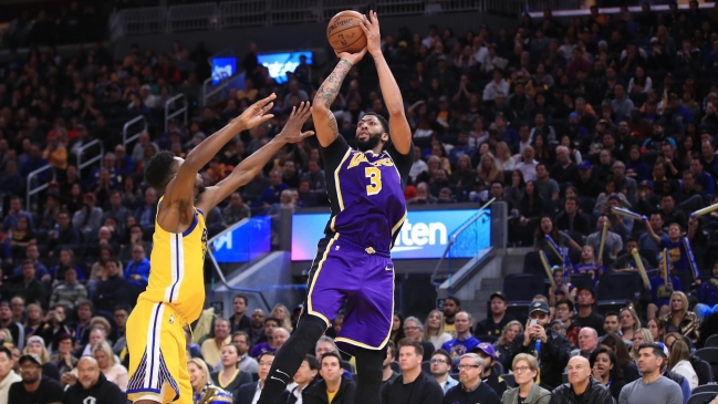 Anthony Davis lideró victoria de Los Angeles Lakers sobre Golden State Warriors