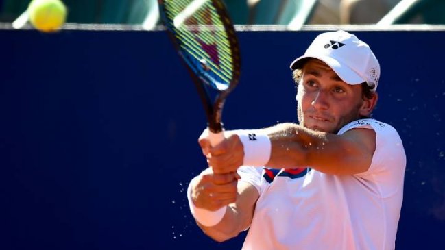 Casper Ruud pasó a semifinales en el ATP de Santiago tras batir a Federico Delbonis