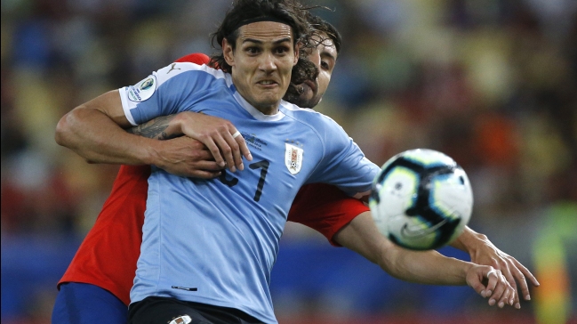 Uruguay reservó 26 jugadores para enfrentar a Chile en Clasificatorias