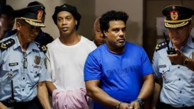 Ronaldinho quedó en prisión preventiva en Paraguay tras nuevo dictamen judicial