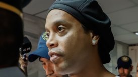 Ronaldinho seguirá en la cárcel tras rechazo a arresto en mansión millonaria