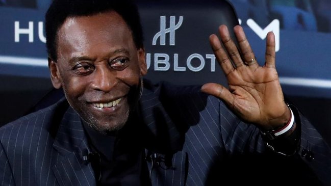 Pelé está en aislamiento en su hogar como medida preventiva contra el coronavirus