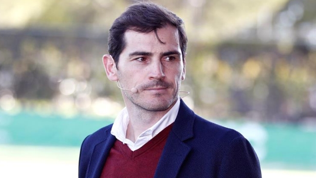 Iker Casillas expuso la opción de finalizar la temporada europea en diciembre