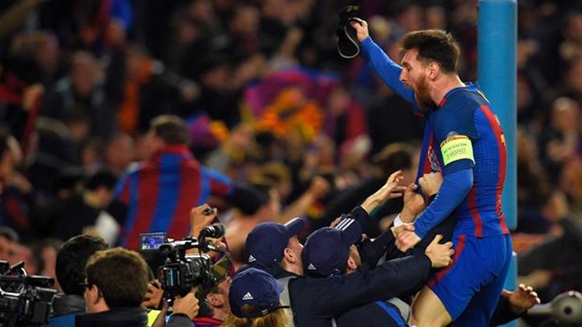 Un eufórico Lionel Messi protagoniza el "Open Door Challenge" de FC Barcelona