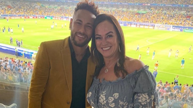 La reacción de Neymar por el romance de su madre con un joven gamer de 22 años