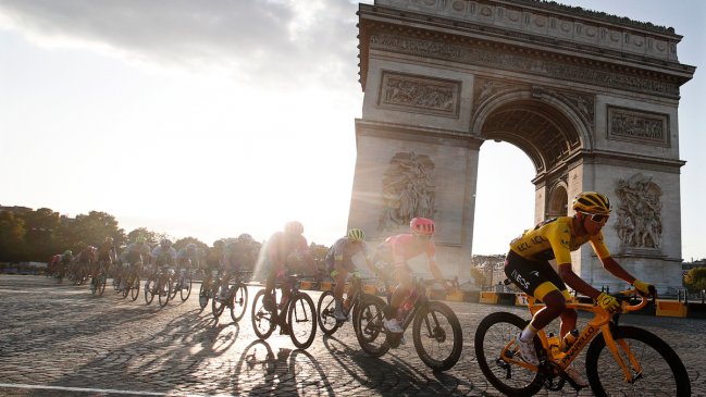 El Tour de Francia se aplazó hasta fines de agosto