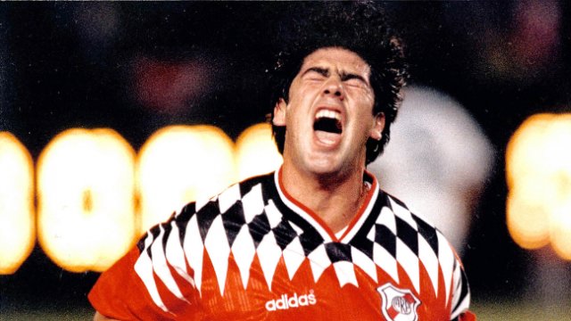 FÚTBOL. 1996. Marcelo Salas, goleador chileno de #River.  Club atlético  river plate, Fotos de fútbol, Jugador de futbol