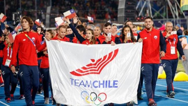 Team Chile premió a deportistas que trabajan en Salud: Los "Nuevos Campeones"