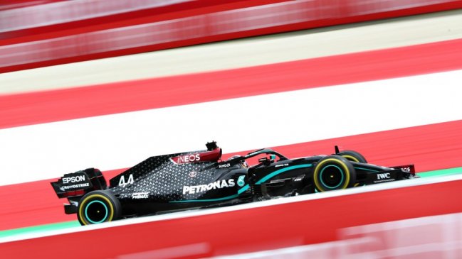Lewis Hamilton repitió su liderato en la segunda tanda de entrenamientos