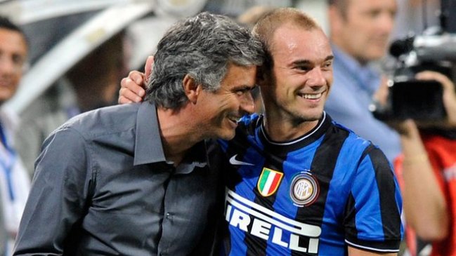 Wesley Sneijder: Mourinho nos dio libertad en Inter, sabía que bebíamos y fumábamos