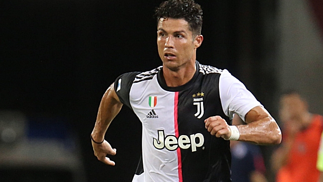 Cristiano Ronaldo está dispuesto a jugar en PSG, según France Football