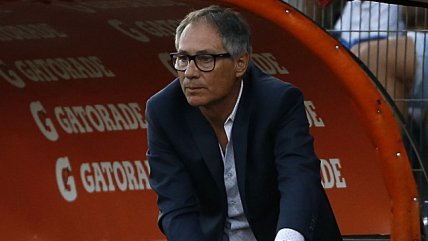 Holan: Fuenzalida es un deportista excepcional y su capitanía nunca estuvo en discusión