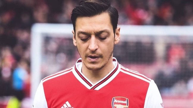 Mesut Ozil aclaró su posición en Arsenal: Me quedaré hasta el último día de contrato