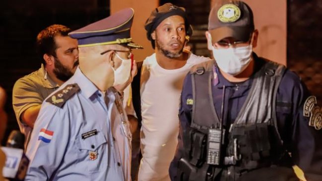 Ronaldinho acude a la Justicia paraguaya para conocer si queda en libertad