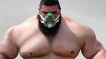 El "Hulk" iraní está listo para su primera pelea en violenta categoría de boxeo