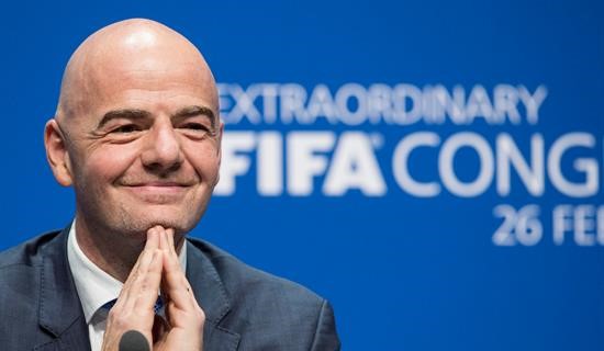 Gianni Infantino: "En la nueva FIFA el dinero ya no desaparece, va al fútbol"
