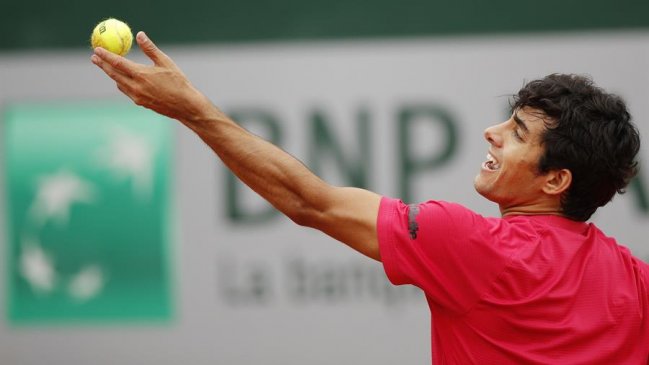 Cristian Garin enfrenta a Marc Polmans por el paso a tercera ronda en Roland Garros