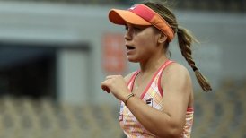 Sofia Kenin se convirtió en la segunda finalista de Roland Garros tras derrotar a Petra Kvitova