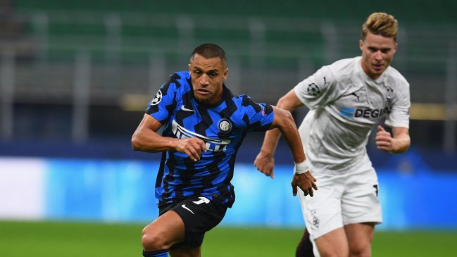 Inter de Milán informó que Alexis Sánchez salió lesionado en el duelo ante B. Monchengladbach