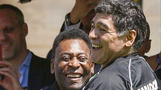 Maradona se sumó al "homenaje universal" por los 80 años del "Rey" Pelé