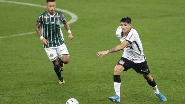 Atención Colo Colo: Corinthians solo dejará partir a Araos si hay una oferta de compra