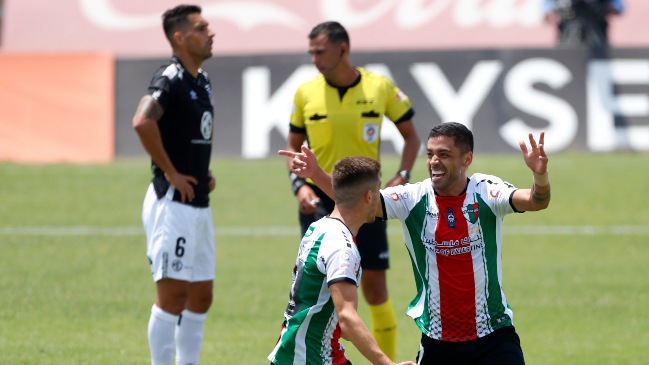 Palestino tumbó a Colo Colo en el debut de José Luis Sierra y lo volvió a complicar con el descenso