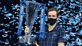 Daniil Medvedev remontó a Dominic Thiem y se consagró campeón del ATP Finals en Londres