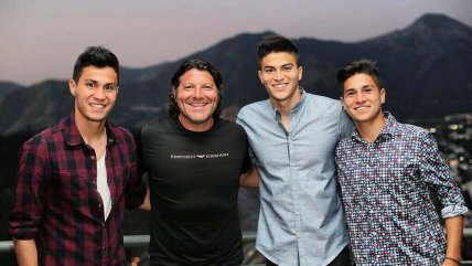 Pablo Galdames Felicito A Su Hermano Benjamin Por Su Decision De Jugar Por Mexico Alairelibre Cl