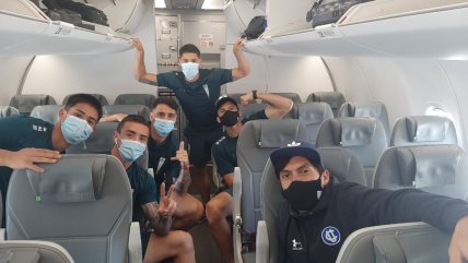El plantel de Universidad Católica viajó a Uruguay para enfrentar a River en Copa Sudamericana