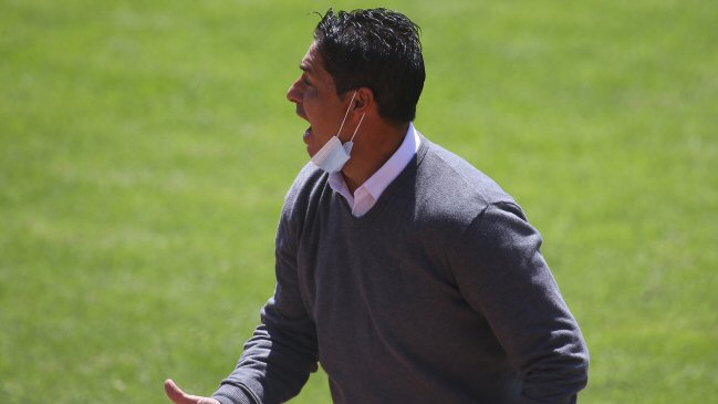Héctor Almandoz admitió que la derrota ante Colo Colo fue un "punto de quiebre" en Antofagasta