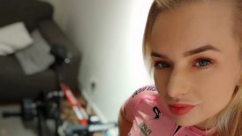 Ciclista denunció que rechazaron su contratación como directora deportiva por fotos de tinte erótico